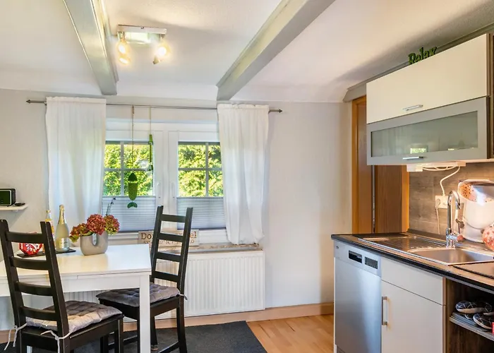 Haus Deichperle Tini Anton 度假居 *